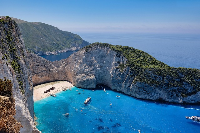 Best Resorts in Greece for Travelers