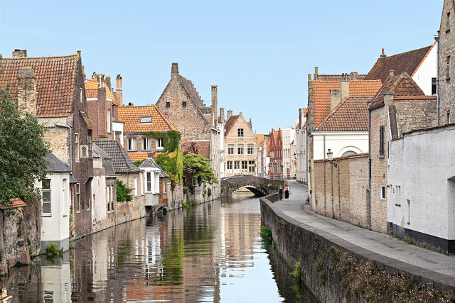 Bruges Hotels Near Romantic Canals