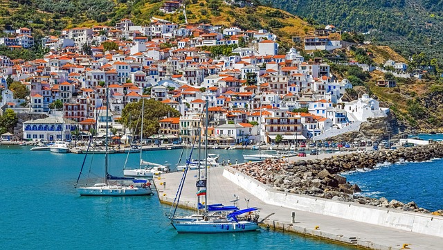 Greek Island Lodges for Sea Escapes